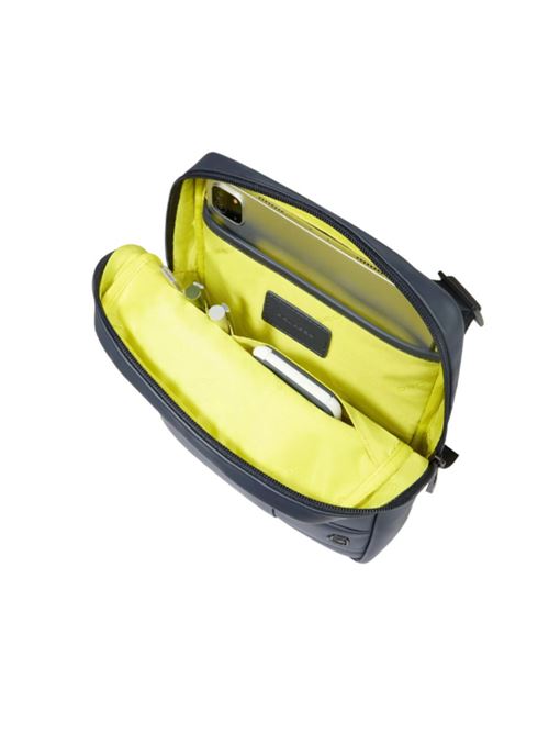 IPad Tasche aus gummiertem Stoff PIQUADRO | CA1816W129WBN