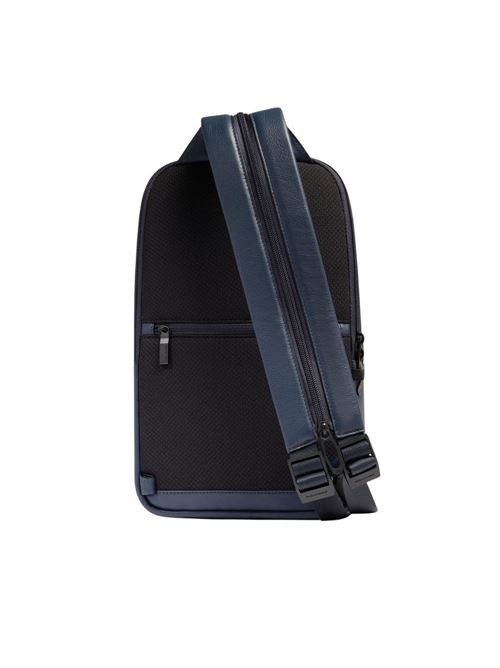 Zaino monospalla porta iPad PIQUADRO | CA6764W137BBLU